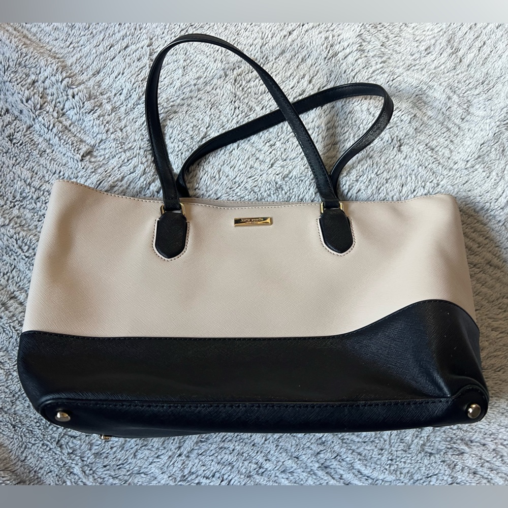 Kate Spade New York Laurel Way Dally Saffiano Leather Medium Bag